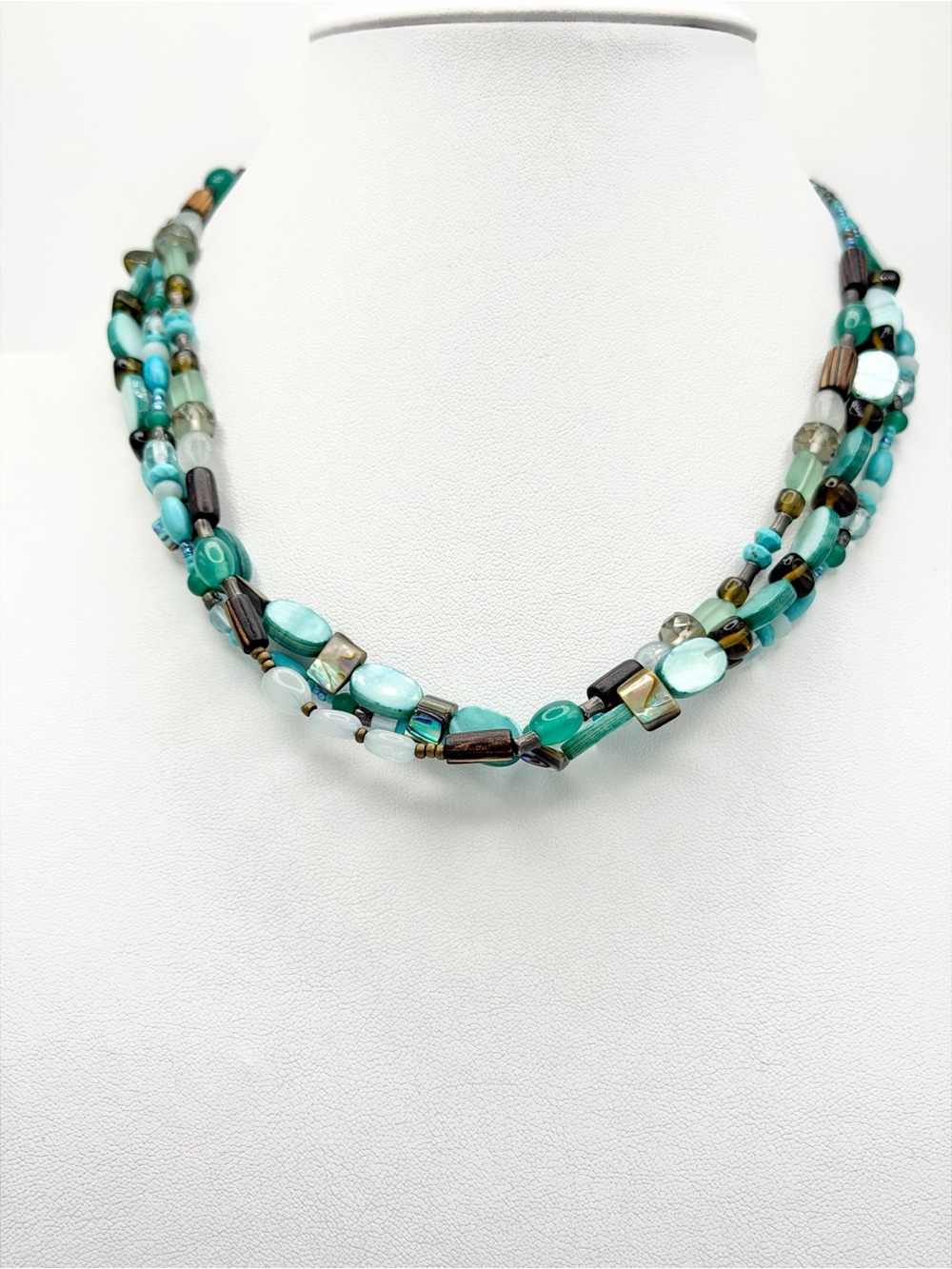 Silpada Vintage Sterling 3-Strand Magnesite Agate Wood Shell & Glass Necklace